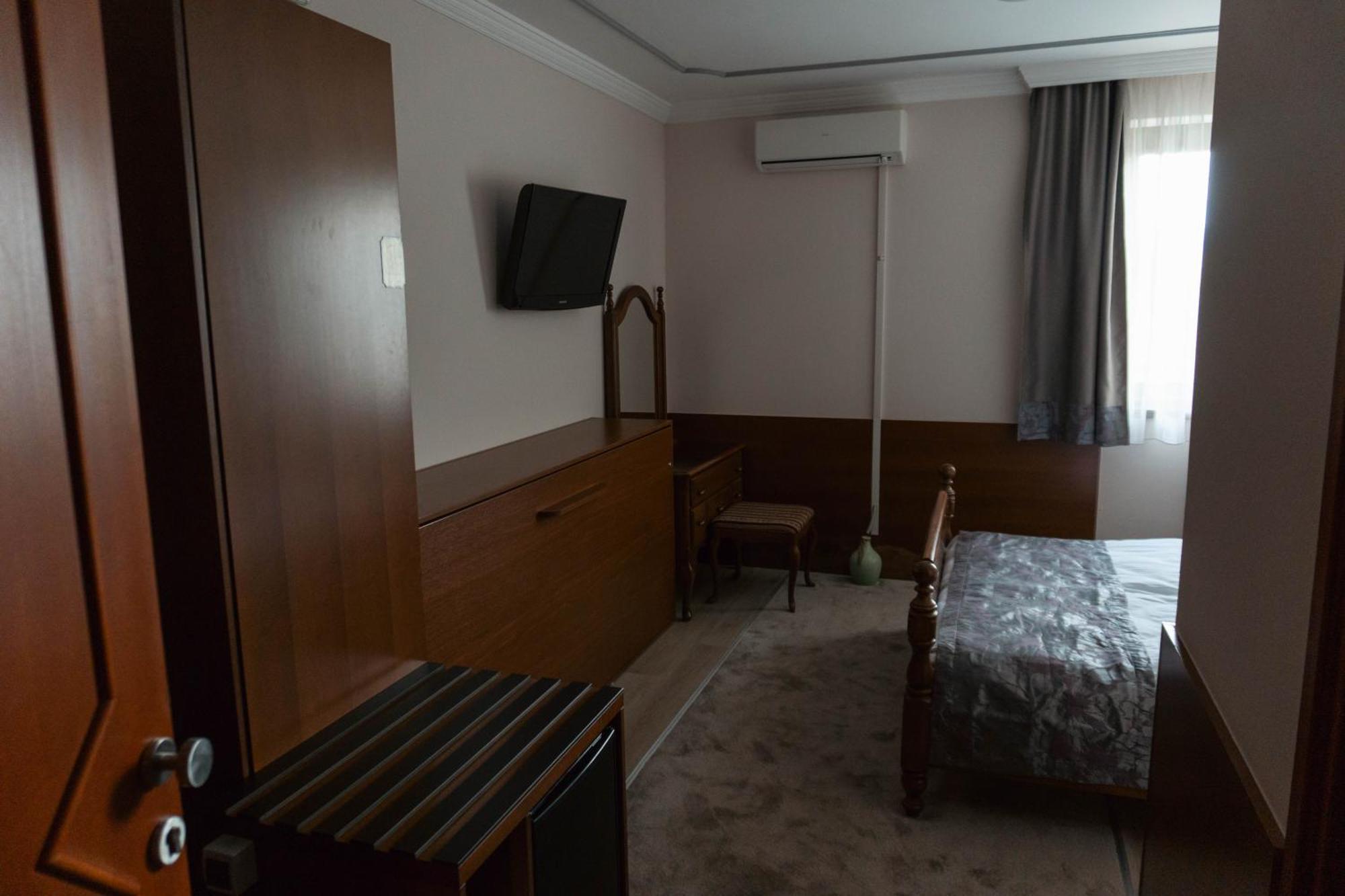 Hotel Bosna 1 Ilidža Екстериор снимка